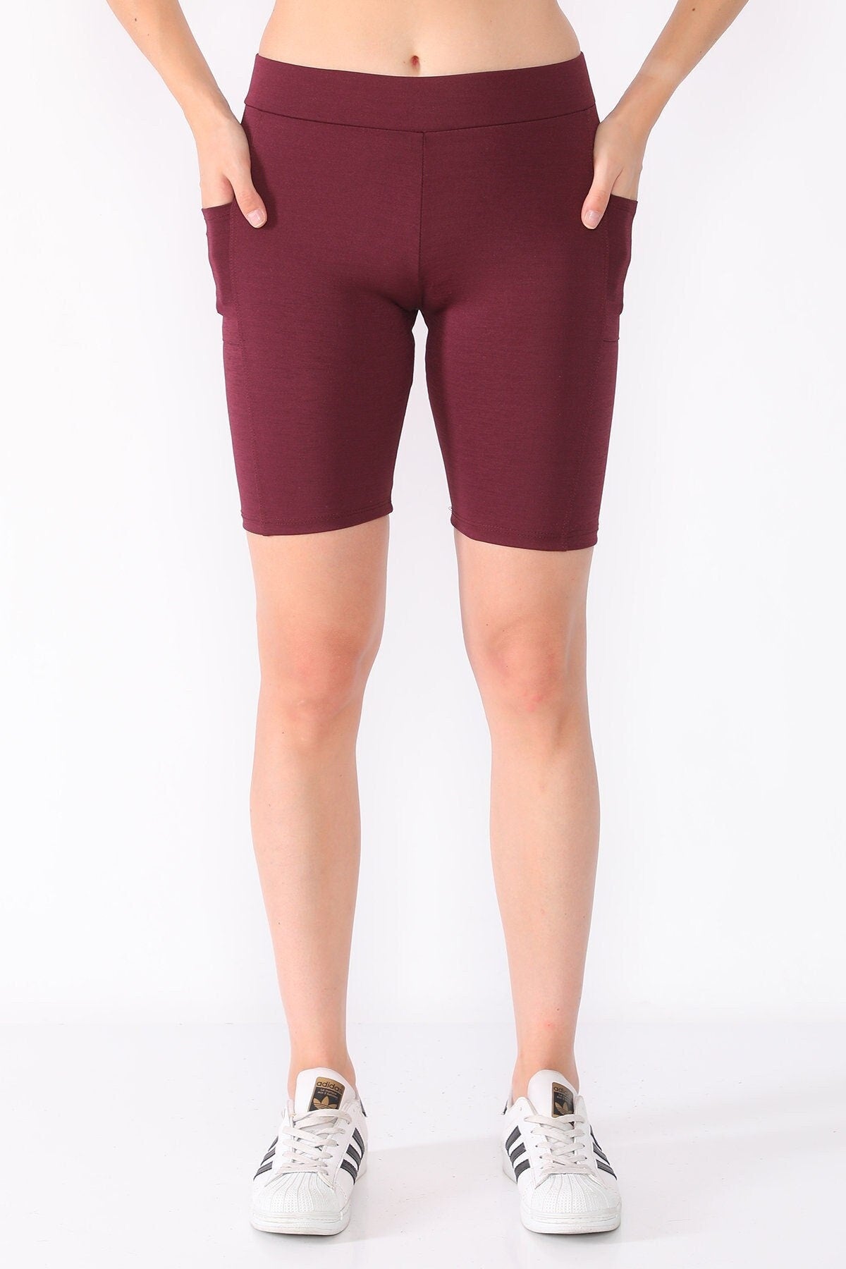 Shorts Low Waist with Pockets Burgundy