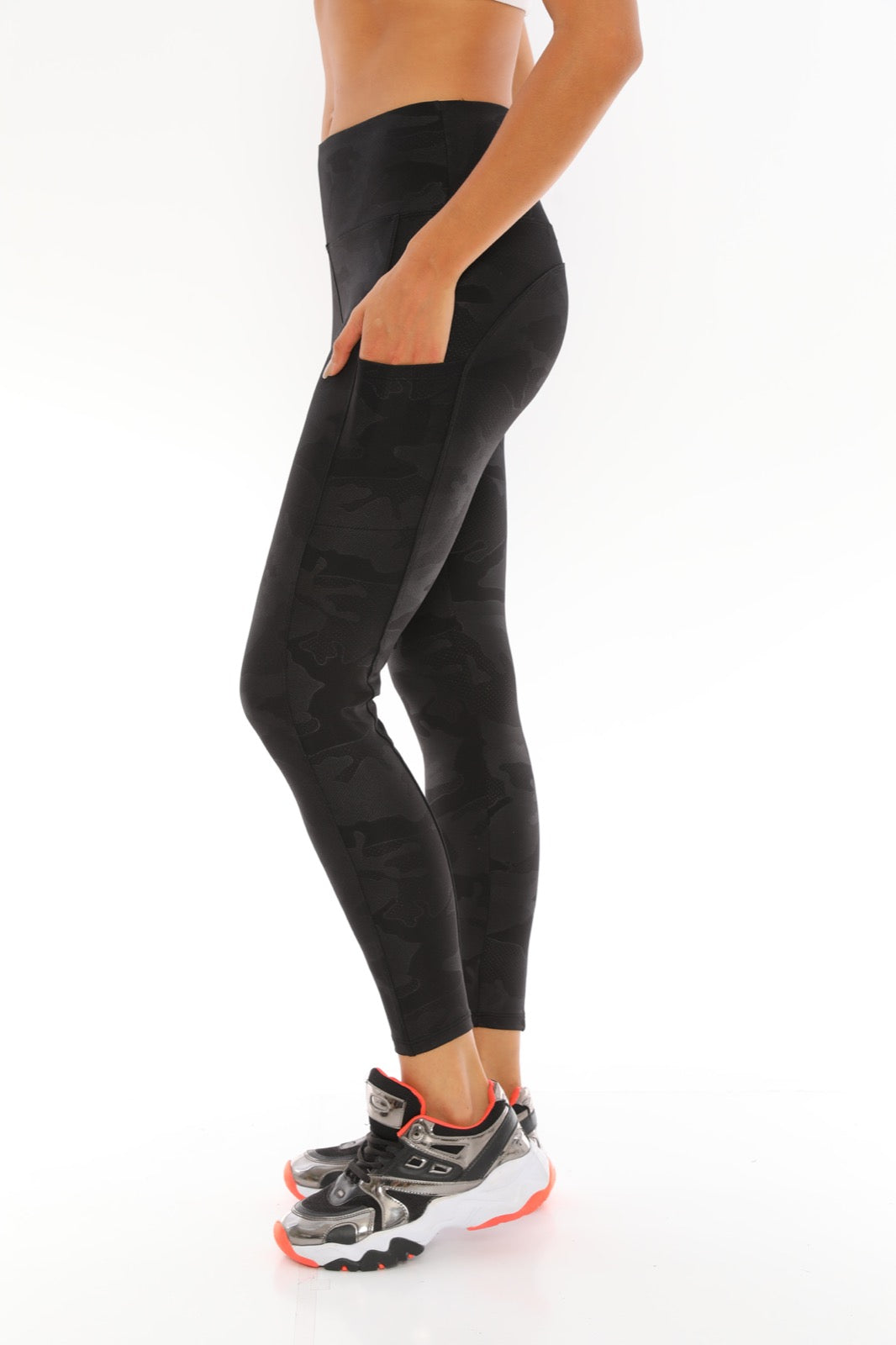 Leggings with Pockets Black Camouflage