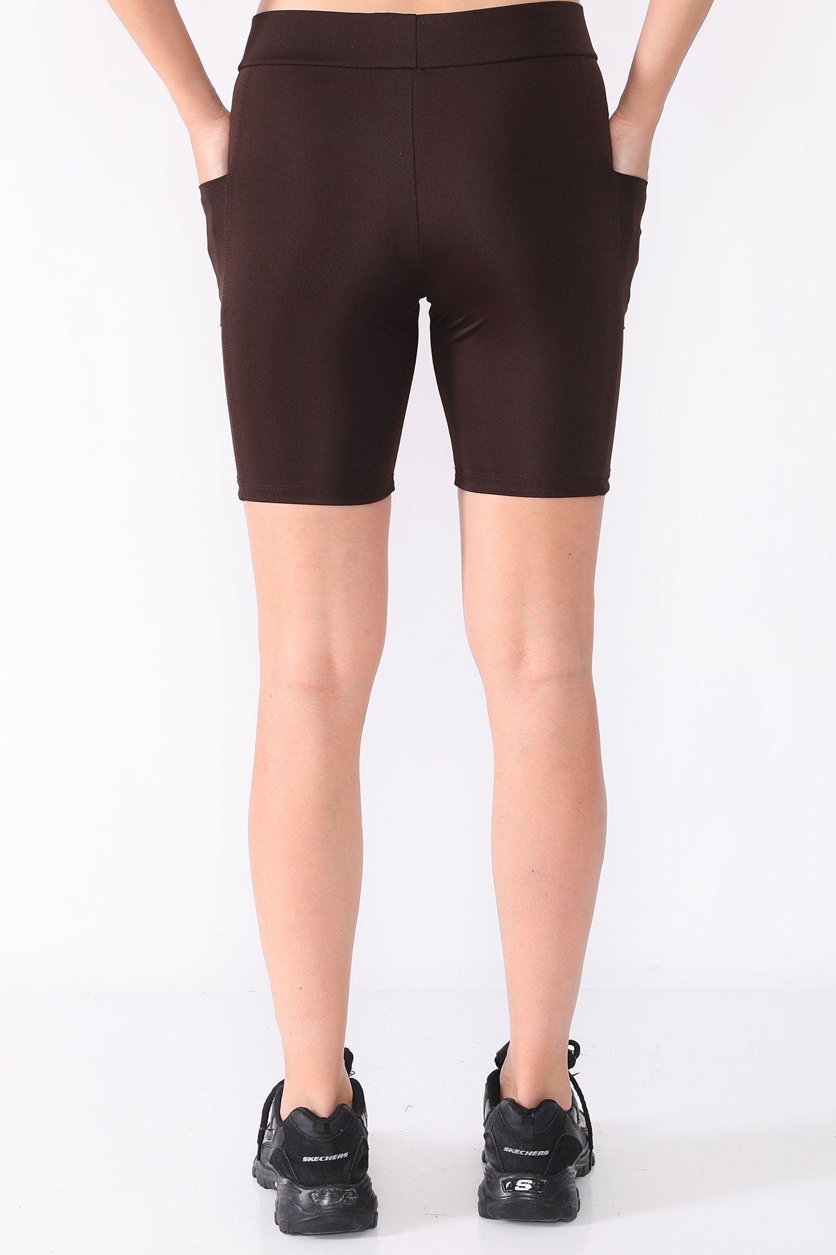 Shorts Low Waist with Pockets Brown